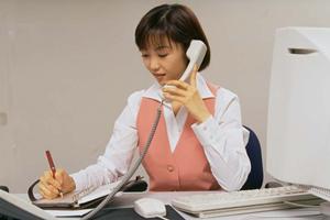 鼓膜がなくても聞こえる！イヤホン