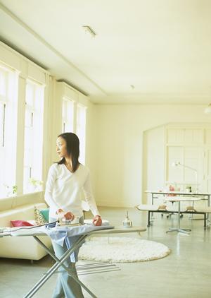 監視カメラの電源を無線で管理する